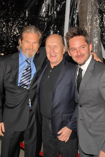 Jeff bridge, robert duvall und scott cooper bei der "crazy heart" los angeles premiere, acadamy of film arts and science, beverly hills, ca. 09-08-12 — Stockfoto