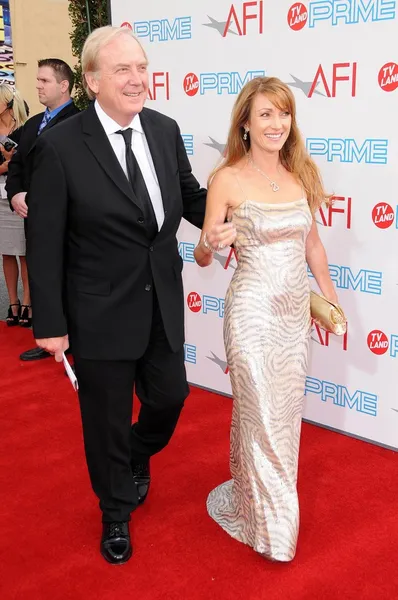 James Keach y Jane Seymour en la 37ª edición de los premios anuales AFI Lifetime Achievement Awards. Sony Pictures Studios, Culver City, CA. 06-11-09 —  Fotos de Stock