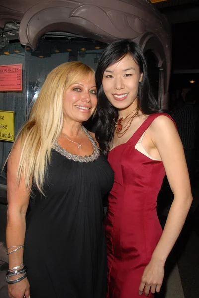 Gloria Kisel and May Wang — Stockfoto