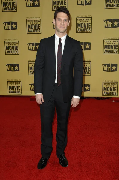 Justin Bartha no 15th Annual Critic 's Choice Awards, Hollywood Palladium, Hollywood, CA. 01-15-10 — Fotografia de Stock