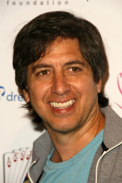 Ray Romano at the 'All in For All Good' Celebrity Poker Tournament benefitting Maximum Hope Foundation and Dream Foundation. Commerce Casino, Commerce, CA. 05-30-09 — Stock Photo, Image