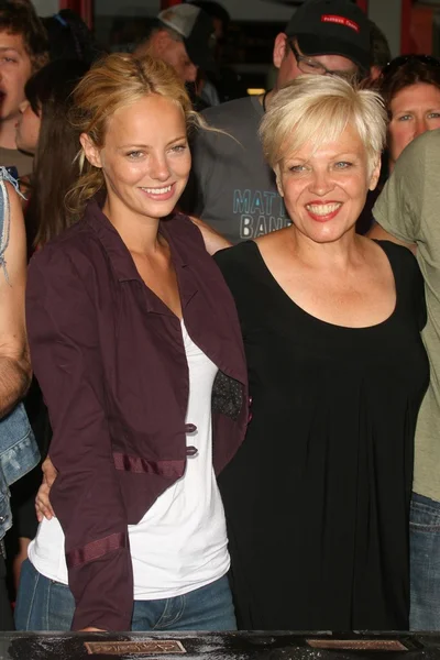 Bijou Phillips, Lorna Doom — Stock Photo, Image