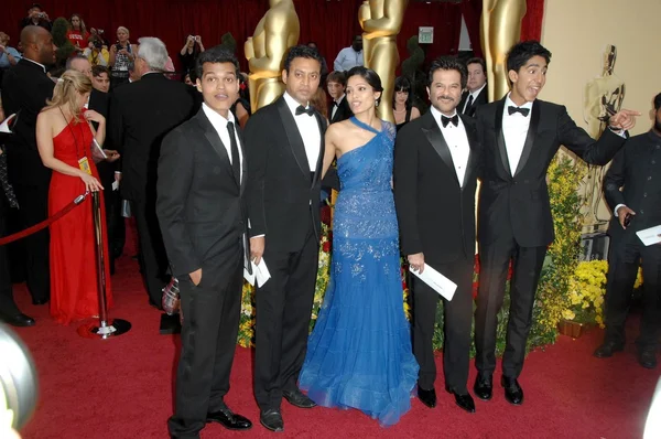 "Slumdog Millionär" -Darsteller bei den 81. Academy Awards. kodak theater, hollywood, ca. 22.02.09 — Stockfoto