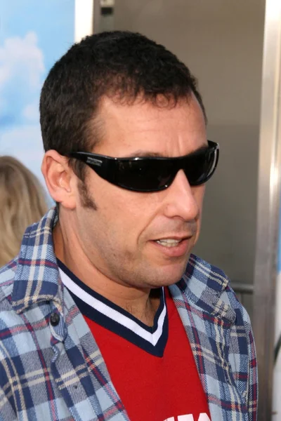 Adam sandler bij de los angeles premiere van paul blart mall cop. mann village theater, westwood, ca. 01-10-09 — Stockfoto