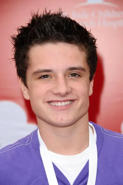 Josh Hutcherson at the 'Power Of Youth' event benefitting St. Jude. L.A. Live, Los Angele, CA. 10-04-08 — Stock Photo, Image