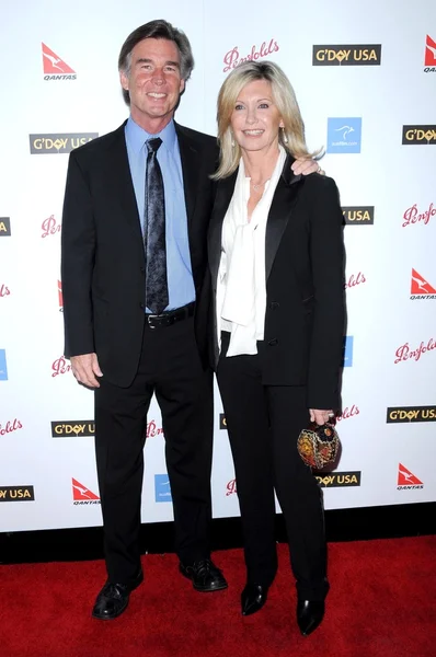 Olivia Newton-John and  John Easterlin — Stock Photo, Image