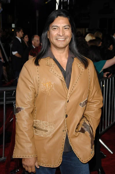 Gil Birmingham — Stockfoto