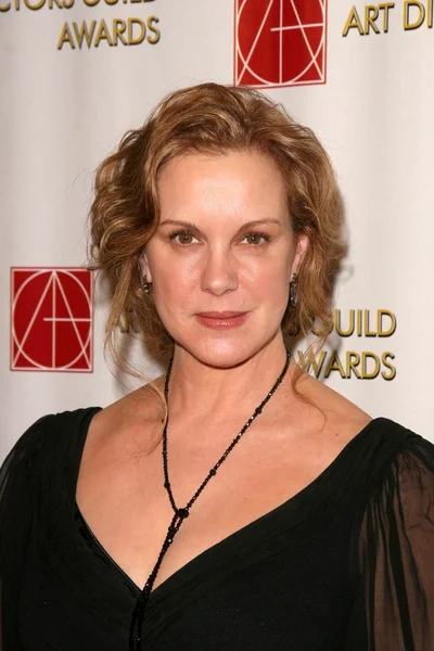 Elizabeth Perkins at the 13th Annual Art Directors Guild Awards. Beverly Hilton Hotel, Beverly Hills, CA. 02-14-09 — Stock Photo, Image