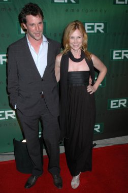 Noah wyle ve tracy warbin