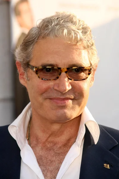 Michael Nouri at the Los Angeles Premiere of 'The Proposal'. El Capitan Theatre, Hollywood, CA. 06-01-09 — Stock Photo, Image