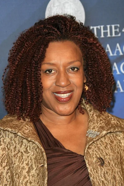 CCH Pounder at the 40th NAACP Image Awards. Shrine Auditorium, Los Angeles, CA. 02-12-09 — 图库照片
