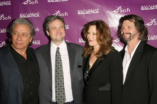 Edward James Olmos and David Eick with Mary McDonnell and Ronald D. Moore at the Envelope Screening Series of 'Battlestar Galactica'. Mann 6 Theaters, Hollywood, CA. 06-04-09 — Stock Photo, Image