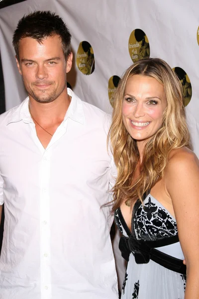 Josh Duhamel and Molly Sims — Zdjęcie stockowe