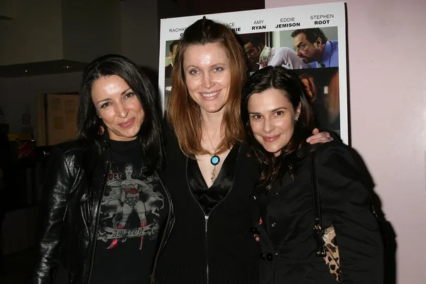 Anastasia Fontaines, Silvia Suvadova, Sarah Lassez — Stockfoto