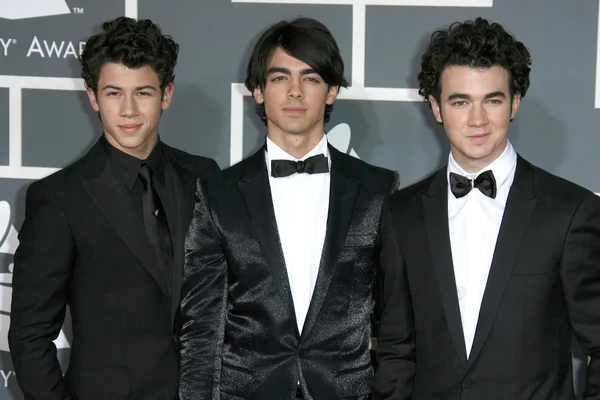 Jonas Brothers z 51leté ceny Grammy. Základní centrum, Los Angeles, CA. 02-08-09 — Stock fotografie