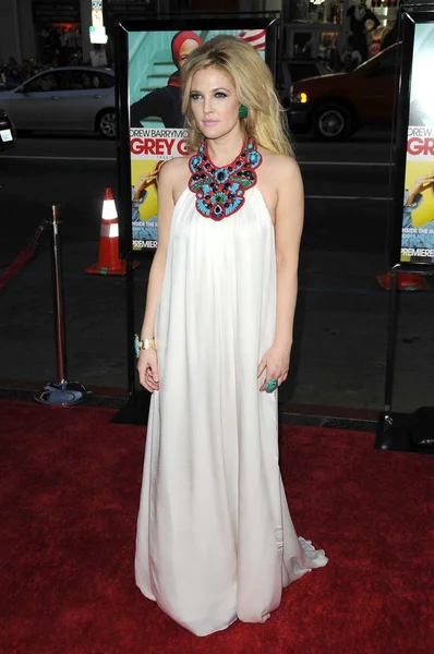 Drew barrymore på los angeles premiären av "grå trädgårdar". Graumans Kinesiska theatre i hollywood, ca. 04-16-09 — Stockfoto