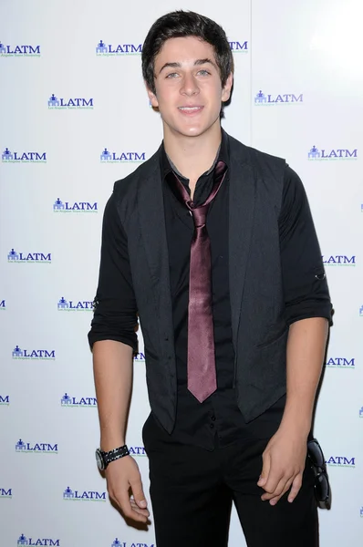 David Henrie à Disney's 'A Summer Soiree - The Magic of Mentoring'. Beverly Wilshire Hotel, Beverly Hills, CA. 07-24-09 — Photo