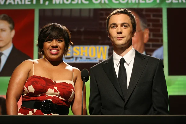 Chandra wilson i Jima Parsonsa w 61 primetime emmy awards nominowany do ogłoszenia. Leonard h. goldenson teatr, north hollywood, ca. 07-16-09 — Zdjęcie stockowe