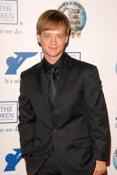 Jason Earles at the 2009 World Magic Awards benefitting Feed The Children. Barker Hanger, Santa Monica, CA. 10-10-09 — Stock Photo, Image