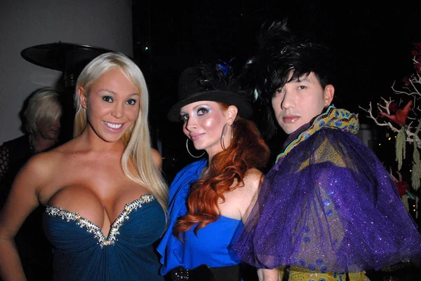 Mary Carey with Phoebe Price and Bobby Trendy — Stockfoto