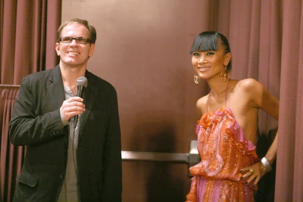 Writer Donald Martin and Bai Ling — Stock Photo, Image