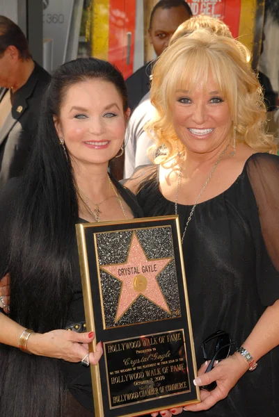 Crystal Gayle and Tanya Tucker — Stock Photo, Image