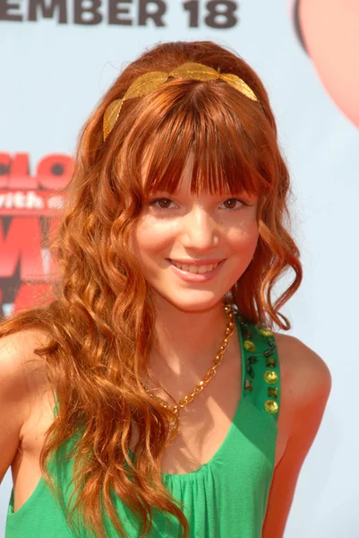 Bella Thorne — Foto Stock