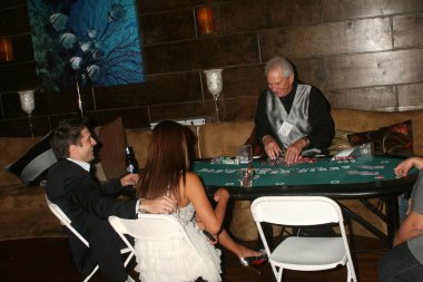 atmosfer, bir hayır etkinliği 'Aslan'ın aşk tarafından yardımcı olmak ' ev sahipliği yaptı. Aqua lounge, beverly hills, ca. 08-27-09