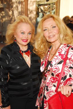 carol Connors ve deanna lund
