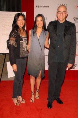 Catherine bir ile lisa ling ve marco dimaccio