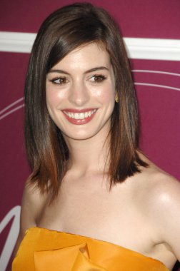 Anne Hathaway