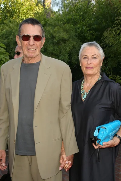 Leonard Nimoy and Susan Bay — Stock Photo, Image