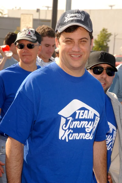 Jimmy Kimmel at the 'American Dream 5k Walk' Benefitting Habitat for Humanity. Pacoima Plaza, Pacoima, CA. 10-10-09 — Stock Photo, Image