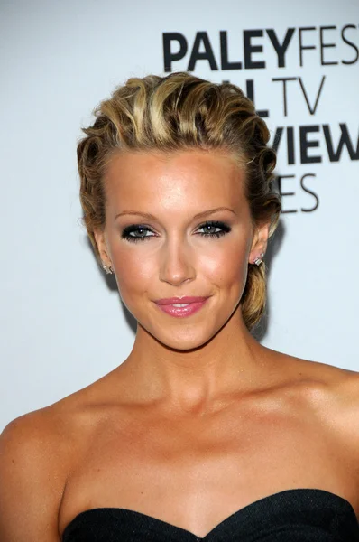 Katie cassidy beim paleyfest und tv guide 's cw fall tv preview party. paley center für medien, beverly hills, ca. 14-09-09 — Stockfoto