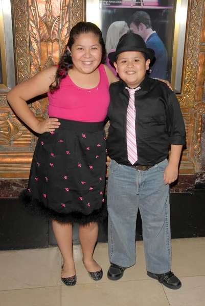 Raini Rodriguez en Rico Rodriguez — Stockfoto