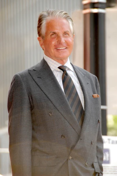 George Hamilton at the ceremony honoring George Hamilton with the 2,388th Star on the Hollywood Walk of Fame. Hollywood Boulevard, Hollywood, CA. 08-12-09 — ストック写真