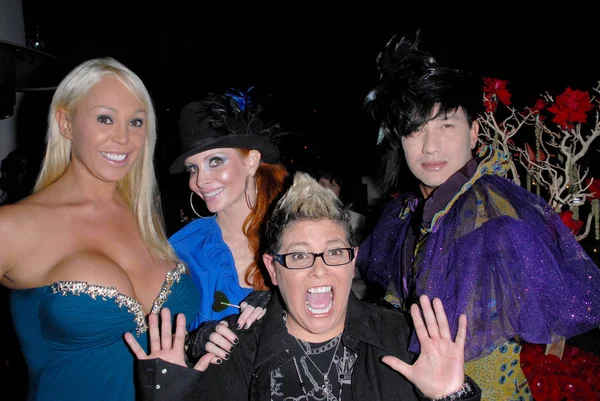 Mary Carey and Phoebe Price with Bobby Trendy and DJ Irene — Stockfoto