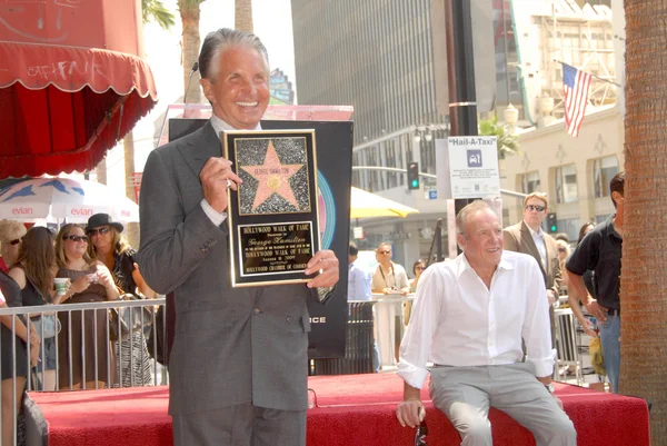 George Hamilton and James Caan at the ceremony honoring George Hamilton with the 2,388th Star on the Hollywood Walk of Fame. Hollywood Boulevard, Hollywood, CA. 08-12-09 — Stock fotografie