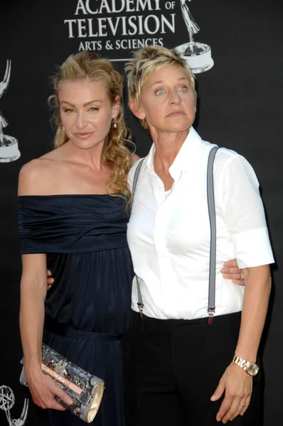 Portia de Rossi and Ellen DeGeneres — Stock Photo, Image