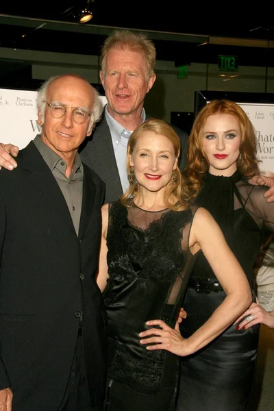 Larry david und ed begley jr mit patricia clarkson und evan rachel wood — Stockfoto