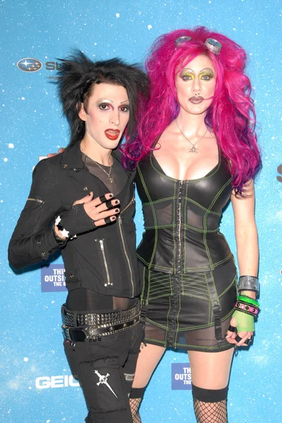 Kynt Cothron and Vyxsin Fiala at Spike TV 's' Scream 2009! '. Греческий театр, Лос-Анджелес, Калифорния. 10-17-09 — стоковое фото