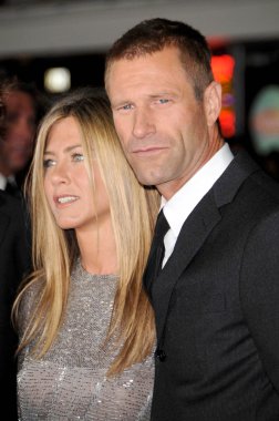 Jennifer aniston ve aaron eckhart 'aşk olur' in dünya galasında. Mann Köyü tiyatro, westwood, ca. 09-15-09
