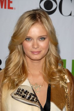 Sara Paxton
