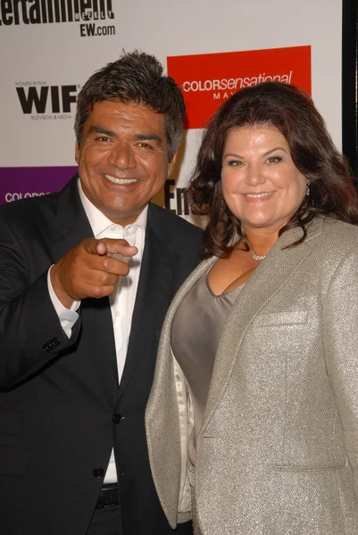 George Lopez and Ann Serrano at the Entertainment Weekly And Women In Film Pre-Emmy Party. Sunset Marquis Hotel, West Hollywood, CA. 09-17-09 — Stock fotografie