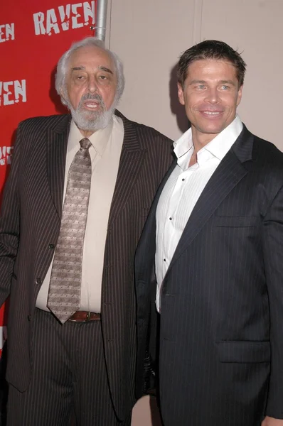 Jerry kessler und roland kickinger bei der los angeles premiere von "raven". leonard h. goldenson theater, north hollywood, ca. 06.12.2009 — Stockfoto