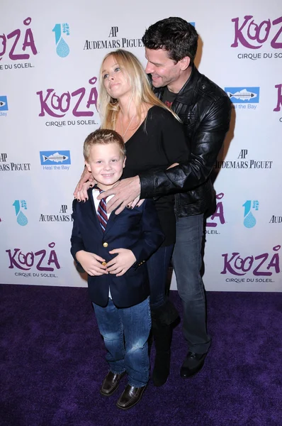 David Boreanaz with Jaime Bergman and son Jaden — Stock Photo, Image