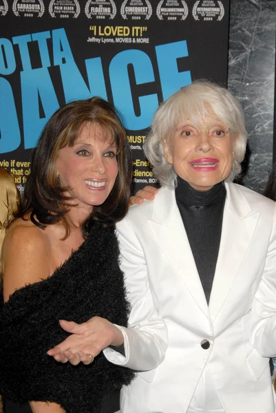 Kate Linder i Carol Channing — Zdjęcie stockowe