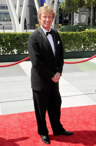 Nigel Lythgoe at the 61st Annual Primetime Creative Arts Emmy Awards. Nokia Theatre, Los Angeles, CA. 09-12-09 — Stockfoto