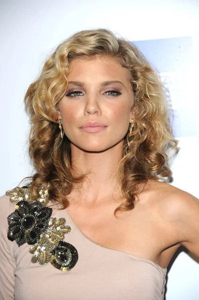 AnnaLynne Mccord — Stockfoto