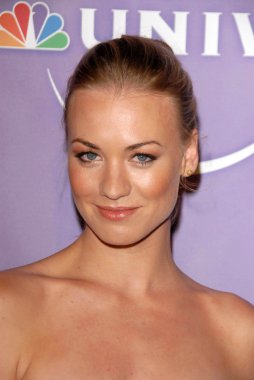Yvonne Strahovski